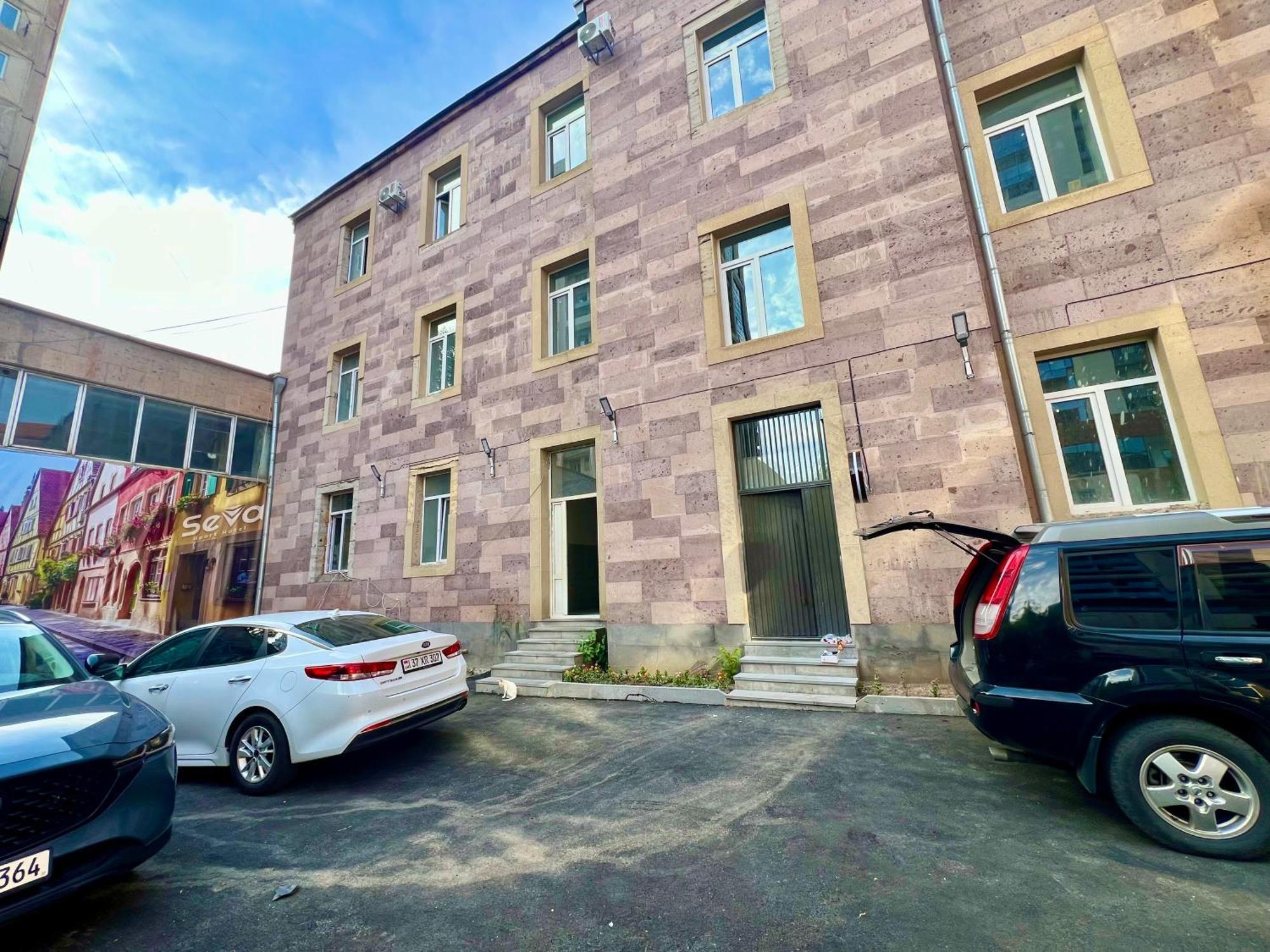 Seva Apart-Hotel Komitas Erywań Zewnętrze zdjęcie