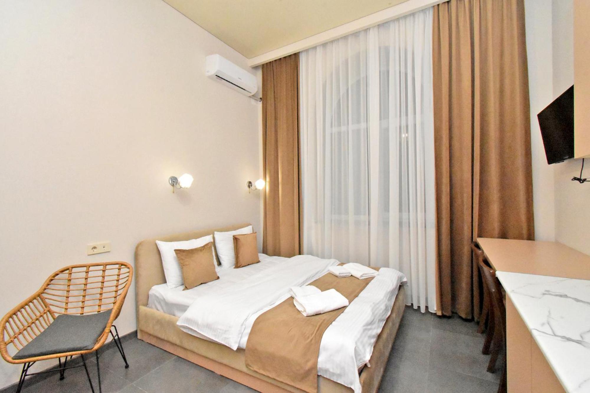 Seva Apart-Hotel Komitas Erywań Zewnętrze zdjęcie